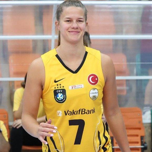 Yok artık Kiera Van Ryk: O da neydi öyle 3